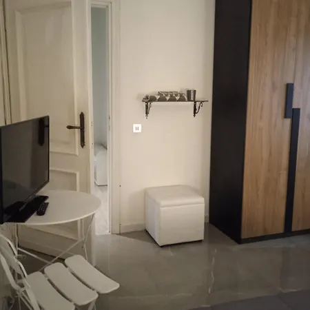 Stanze Al Porto Homestay
